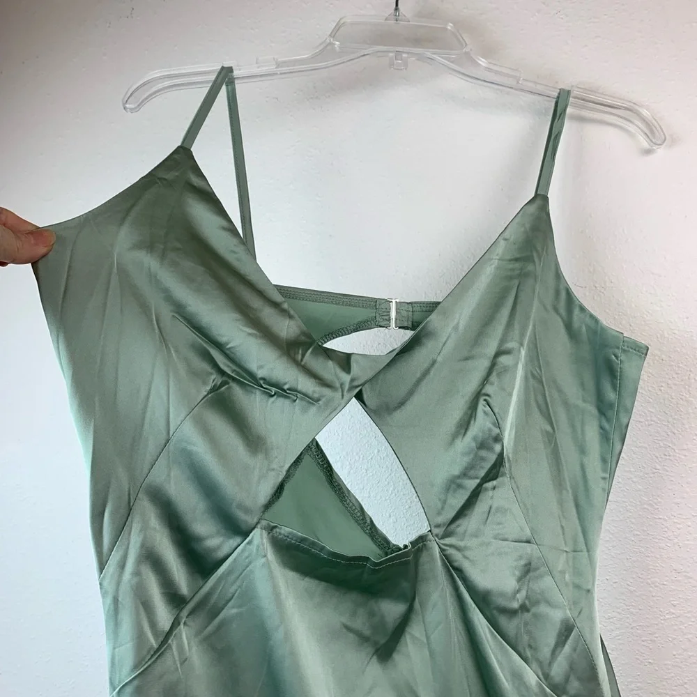 NWT Olive, mossy maxi slip dress, spaghetti strap deep V Neck thigh slit hem - Picture 4 of 12